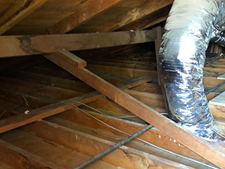 Crawl Space Repair Service | Attic Cleaning Oakland, CA Crawl Space Repair Service | Attic Cleaning Oakland, CA